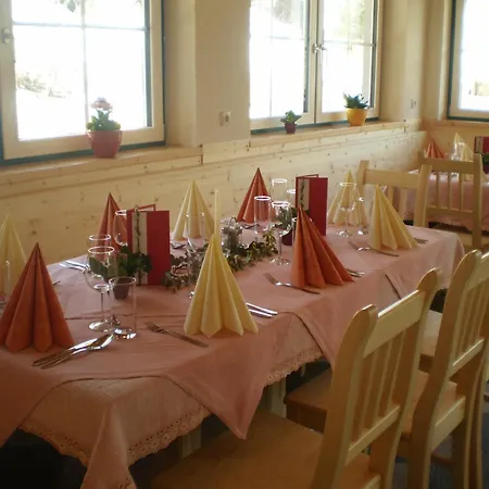 Guest house Gasthof-pension Strassreith *